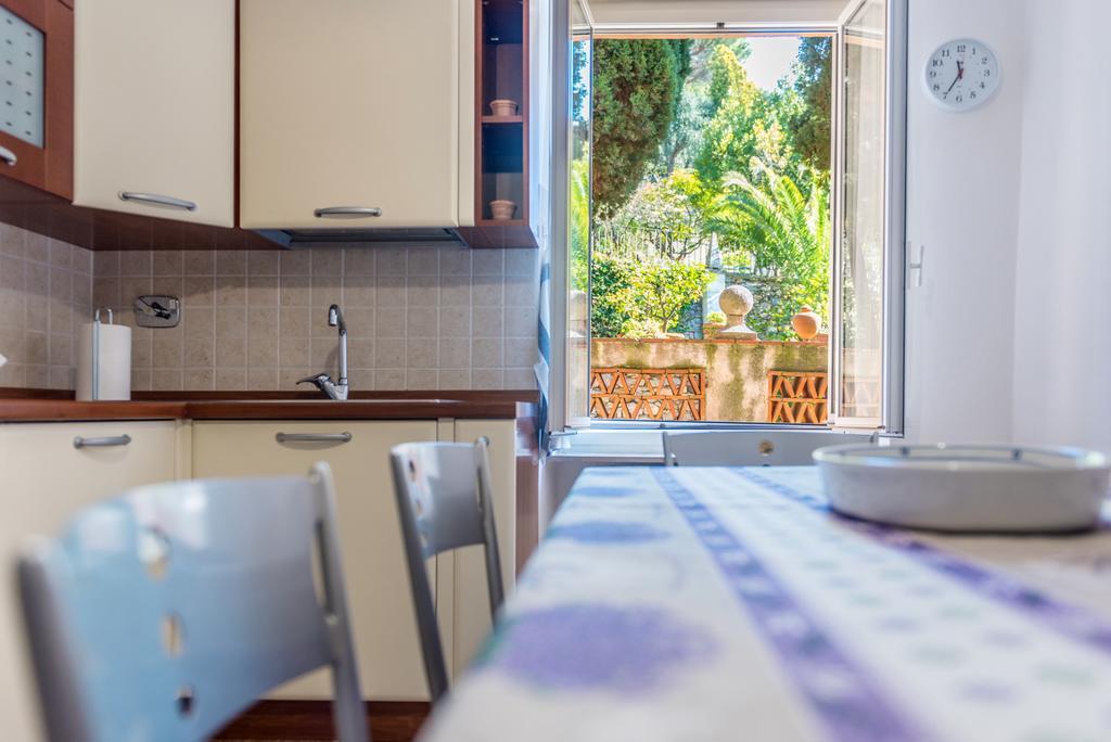 Casa Castelletto Leilighet Finale Ligure Eksteriør bilde
